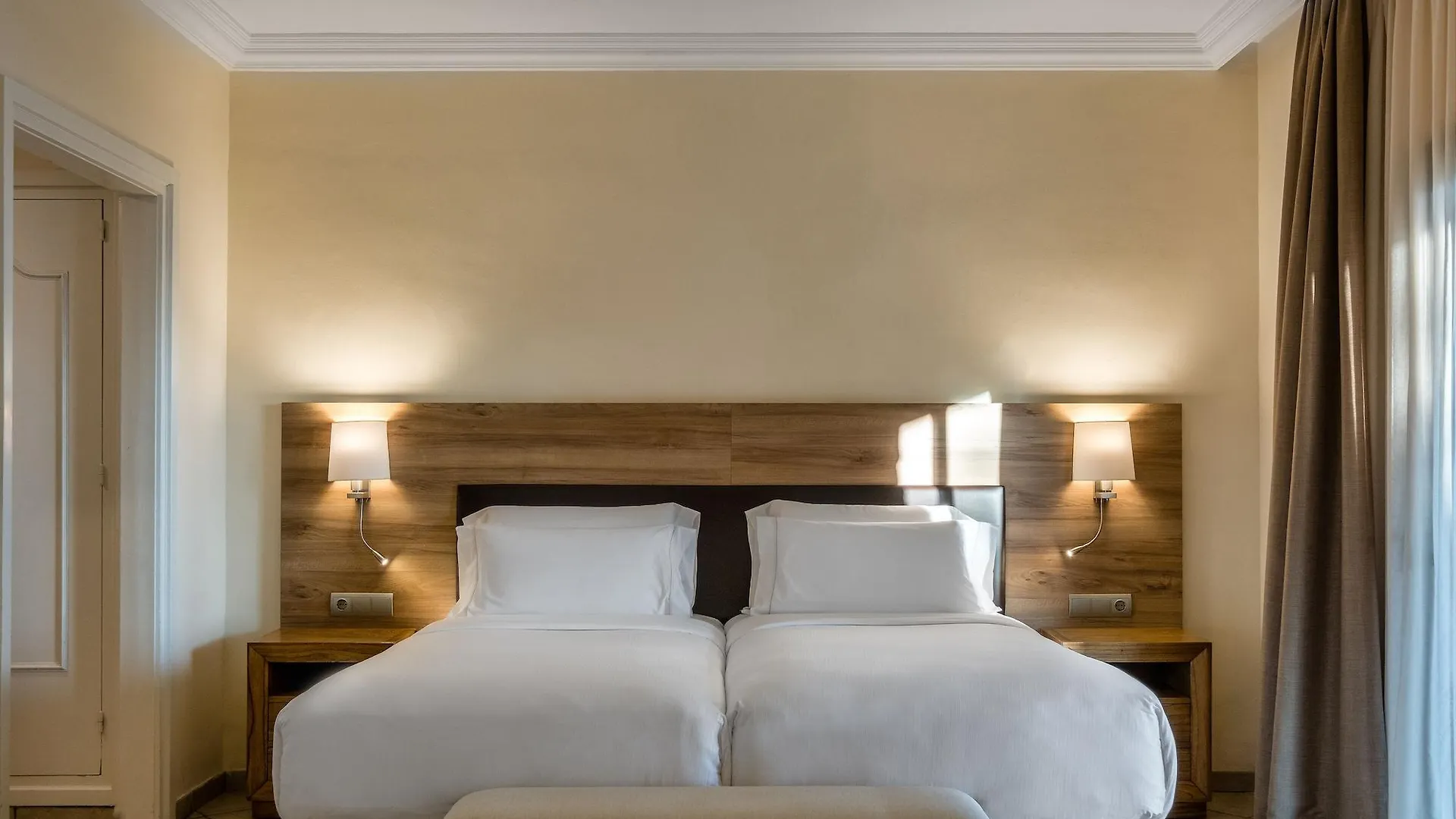 Eden Roc Hotel & Spa By Brava Hoteles 桑特费柳德吉克索尔斯